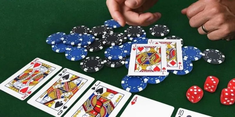 Sảnh bài Casino VN88 với Dealer chuyên nghiệp.